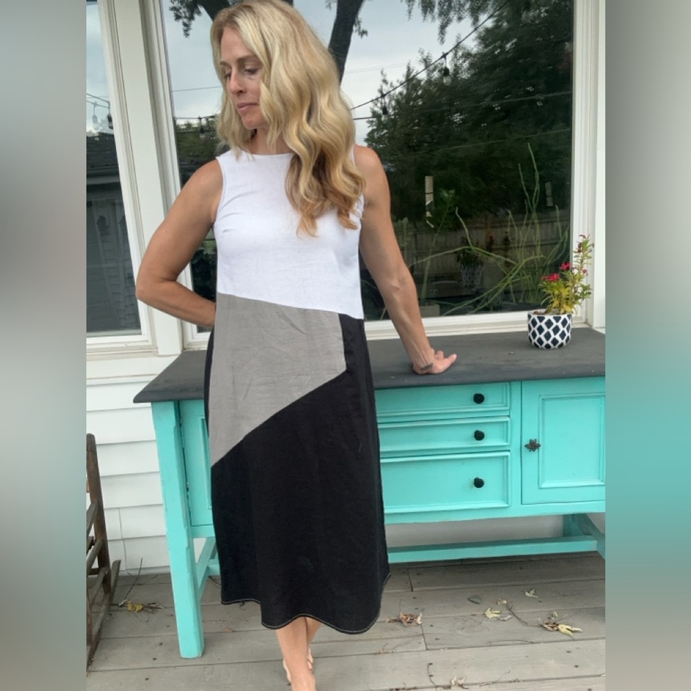 Linen Colorblock dress - Picture 2 of 8